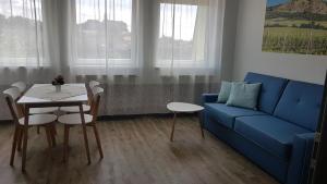A seating area at Apartmány Pemag Mikulov