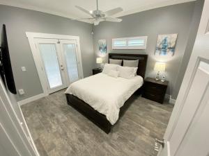 Gallery image of Mickeys Pearl - Phenomenal 7BR with 4 Master Suites Privacy Pool & Hot Tub Gas BBQ - 2 miles to Disney in Orlando