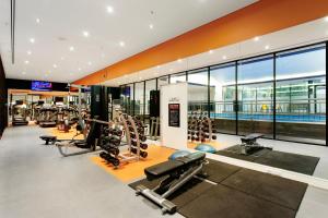 Fitness centrum a/nebo fitness zařízení v ubytování Pullman Melbourne Albert Park