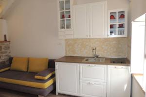 Küche/Küchenzeile in der Unterkunft Romantic Apartment in Center