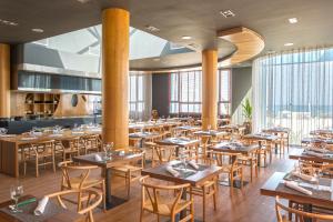 Restaurace v ubytování Protur Roquetas Hotel & Spa