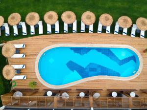 Bazén v ubytování Arwen Hotel nebo v jeho okolí