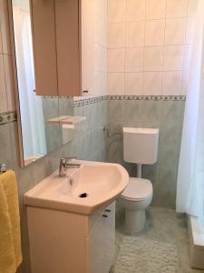 Koupelna v ubytování Zlatko Apartments