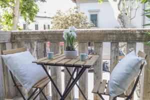 Balkón alebo terasa v ubytovaní Accanto Al Centro B&B