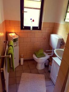 Ванна кімната в Schuhsterhus am Bodden