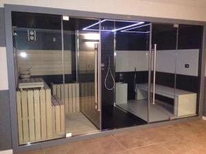 A bathroom at Prime Alture Wine Resort