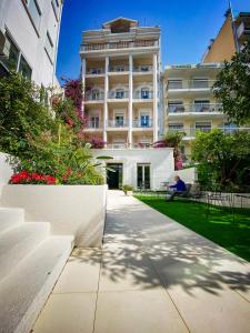 O edifício em que o hotel se localiza