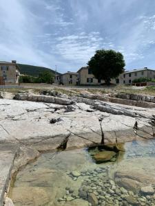 Fotografia z galérie ubytovania Apartman Višković Koromačno v destinácii Koromačno