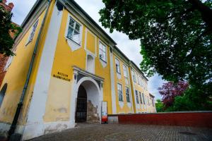 Budova, v ktorej sa apartmán nachádza