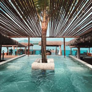 Бассейн в Residência Angra Deep Blue или поблизости