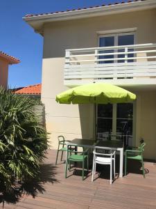 Μπαλκόνι ή βεράντα στο Bisca'House - Maison dans résidence