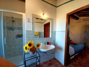 A bathroom at Villa S.Anna