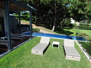 Gallery image of Apartamento com 3 quartos e piscina in Vale do Lobo +33 photos