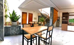 Bố cục Hang Mua Sunrise Homestay