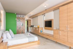 Postel nebo postele na pokoji v ubytování Lilium Luxury Suites