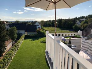 Ein Garten an der Unterkunft Haus Grünewald Unsleben