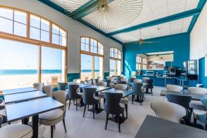 Restaurace v ubytování Hotel Kyriad Saint Malo Centre Plage