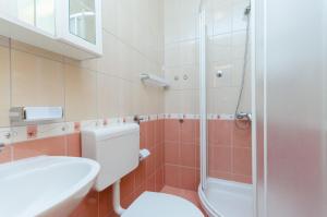 Kúpeľňa v ubytovaní Apartments Alex