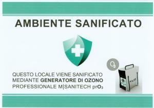 a sign for an antire santificato vaccine vaccine vaccine antibiotic vaccine vaccine at Mini Hotel in Asti
