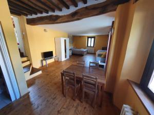 A television and/or entertainment centre at I Balzani B&B