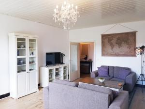TV a/nebo společenská místnost v ubytování Ferienbauernhof De Slaaphoeve