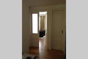 Fotografia z galérie ubytovania Charmantes Wiener Jugendstilhaus kostenloses WLAN vo Viedni