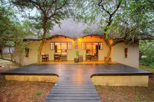Zahrada ubytování Mvuradona Safari Lodge