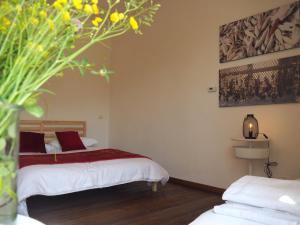 A bed or beds in a room at Open Cascina