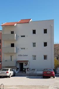 Budova, v ktorej sa apartmán nachádza