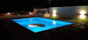 Bazén v ubytovaní Holiday Home Antonija alebo v jeho blízkosti