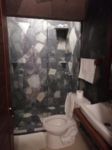 Koupelna v ubytování Cabañas la finca 2