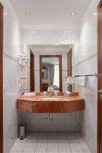Gallery image of Hotel Le Rive in Nyon