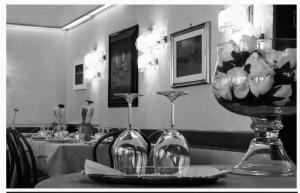 Um restaurante ou outro lugar para comer em Hotel Belvedere