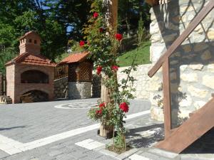 Budova, v ktorej sa vila nachádza