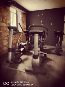 Posilňovňa alebo fitness centrum v ubytovaní La Maison d'Irene