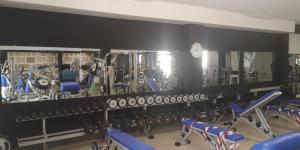 Posilňovňa alebo fitness centrum v ubytovaní La Maison d'Irene