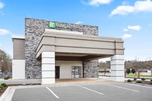 Gallery image of Holiday Inn Express Hopewell - Fort Lee Area, an IHG Hotel in Hopewell