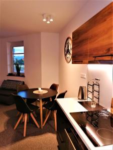 A seating area at Apartman 11 MyMara