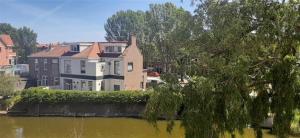 Výhled na řeku, která protéká v blízkosti bed and breakfast