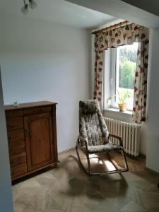 Posedenie v ubytovaní U Waltera