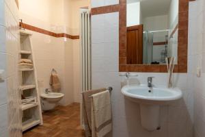 Vonios kambarys apgyvendinimo įstaigoje Ca' Masini