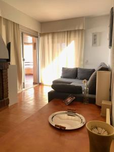 Posezení v ubytování Apartamento en Torre Valentina, la mejor playa a dos minutos en San Antonio de Calonge