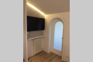 Televízia a/alebo spoločenská miestnosť v ubytovaní Apartment Mathilda