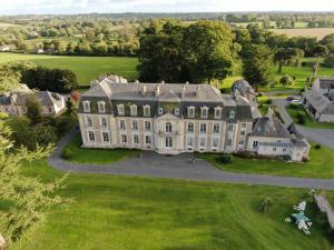 Gallery image of Chateau des Monts in Barbeville