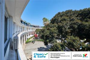 Gallery image of Estoril BeachFront Balcony apartment in Estoril