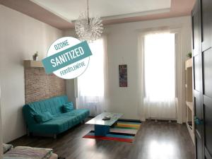 Posedenie v ubytovaní Budget Apartment by Hi5-Kiraly 99