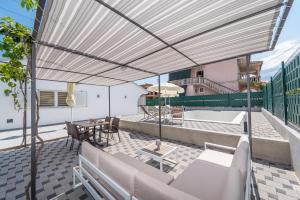 Balkón nebo terasa v ubytování VILLA FAMILY SUKOŠAN, ZADAR