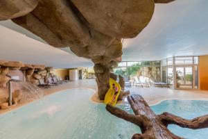 The swimming pool at or close to Residence L'Ulivo