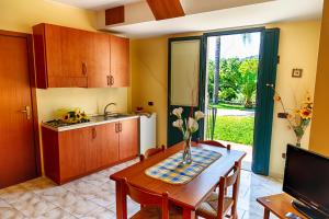 Kuchyň nebo kuchyňský kout v ubytování Casa Vacanze Alcantara