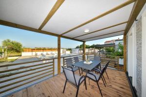 Balkón alebo terasa v ubytovaní Mobile homes, Privlaka Zadar Dalmacija - private pool